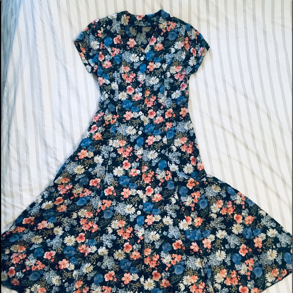Floral vintage maxi dress